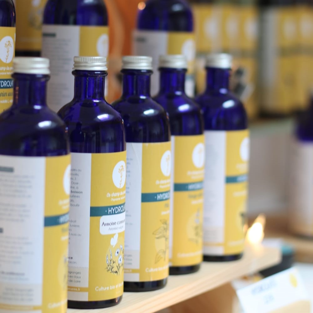 Hydrolat_ Le champ des Pensées